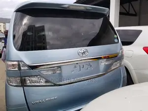 Toyota Vellfire 2014 Blue