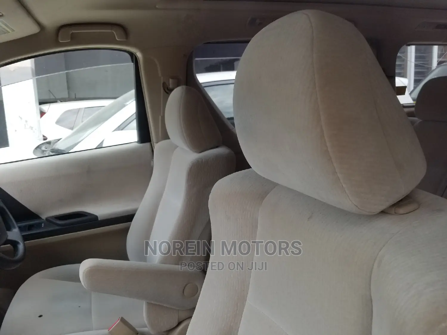 Toyota Vellfire 2014 Blue