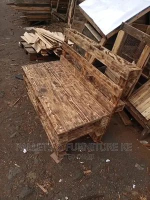 Pallet Sofa