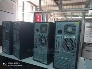 Lenovo ThinkStation S30 2GB Intel Core 2 Duo HDD 256GB