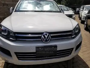 Volkswagen Touareg 2014 White