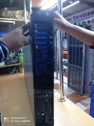 Server HP ProLiant XL 16GB Intel Xeon SSHD (Hybrid) 640GB