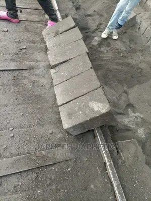 Machine Cut Stones,