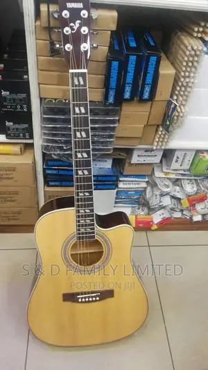 Yamaha Semiacoustic Guitar