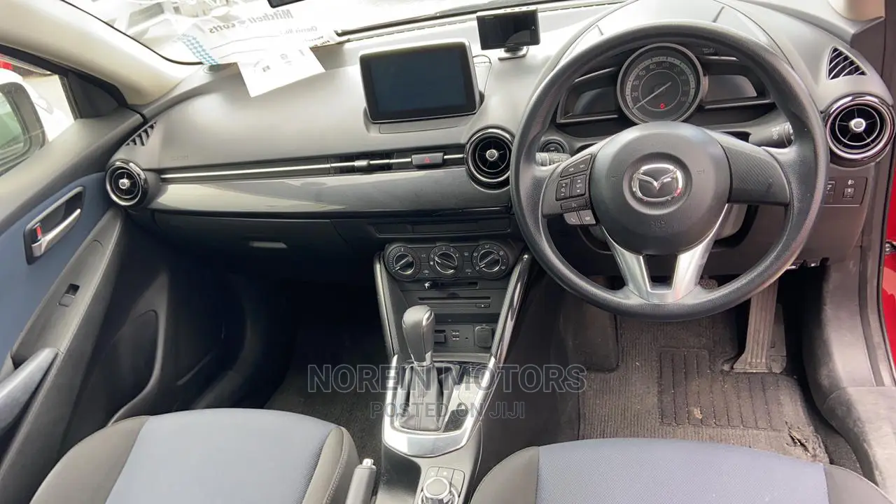 Mazda Demio 2014