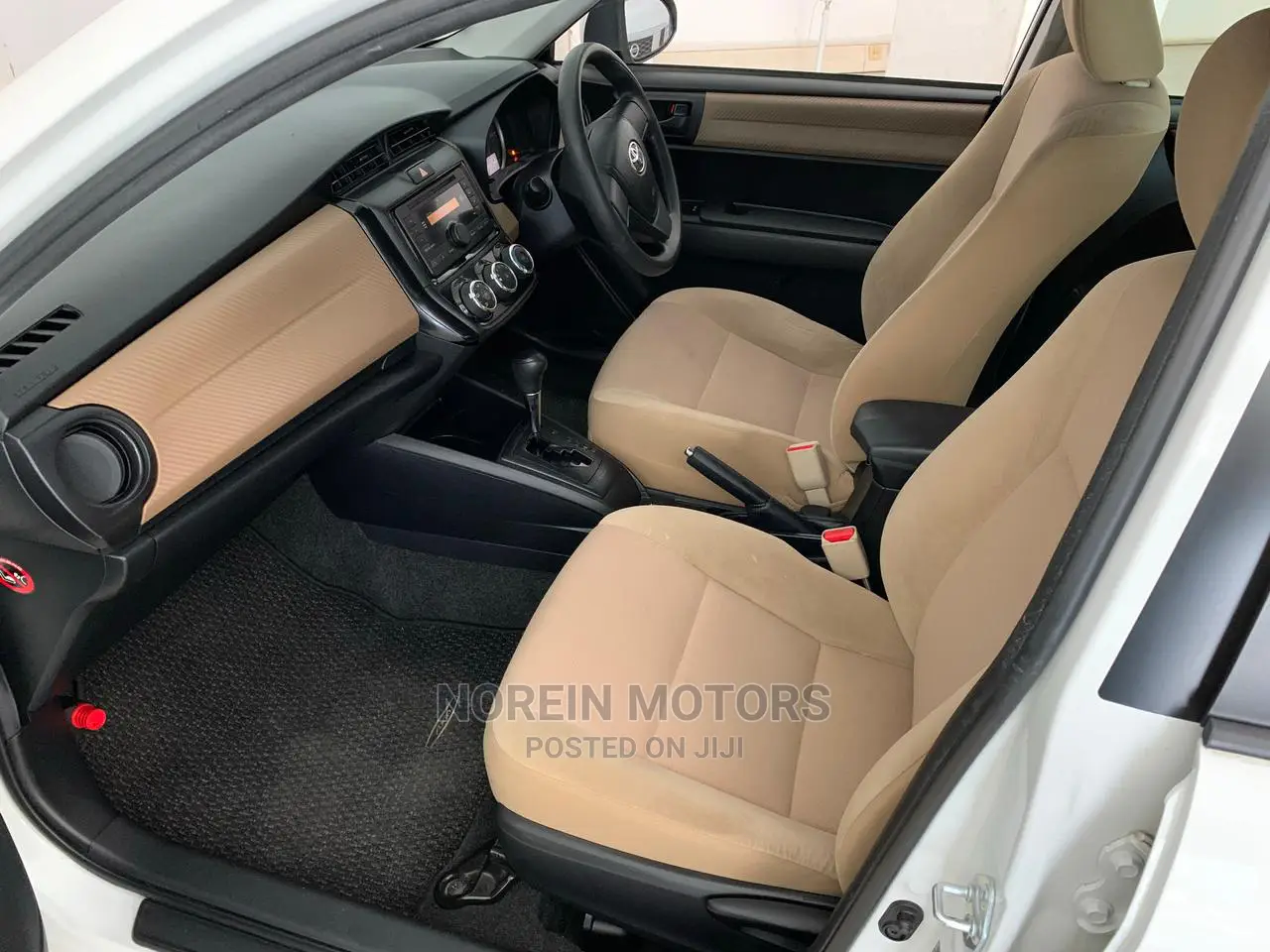 Toyota Axio 2014