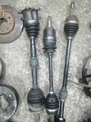 Nissan X-Trail Drive Shaft.