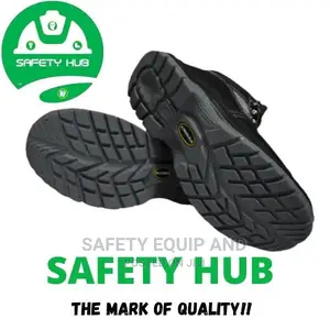 Ultimate Plus Safety Footwear/ Safety Shoes/ Safety Boots
