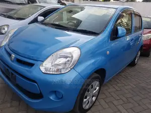 Toyota Passo 2015 Blue
