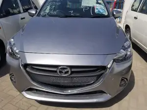 Mazda Demio 2015