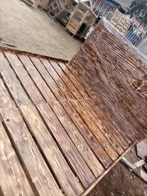 5 by 6 Drawer Pallet Bed