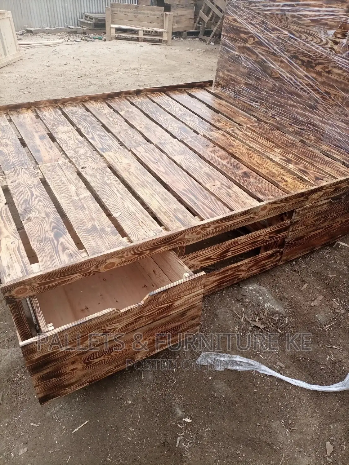 5 by 6 Drawer Pallet Bed