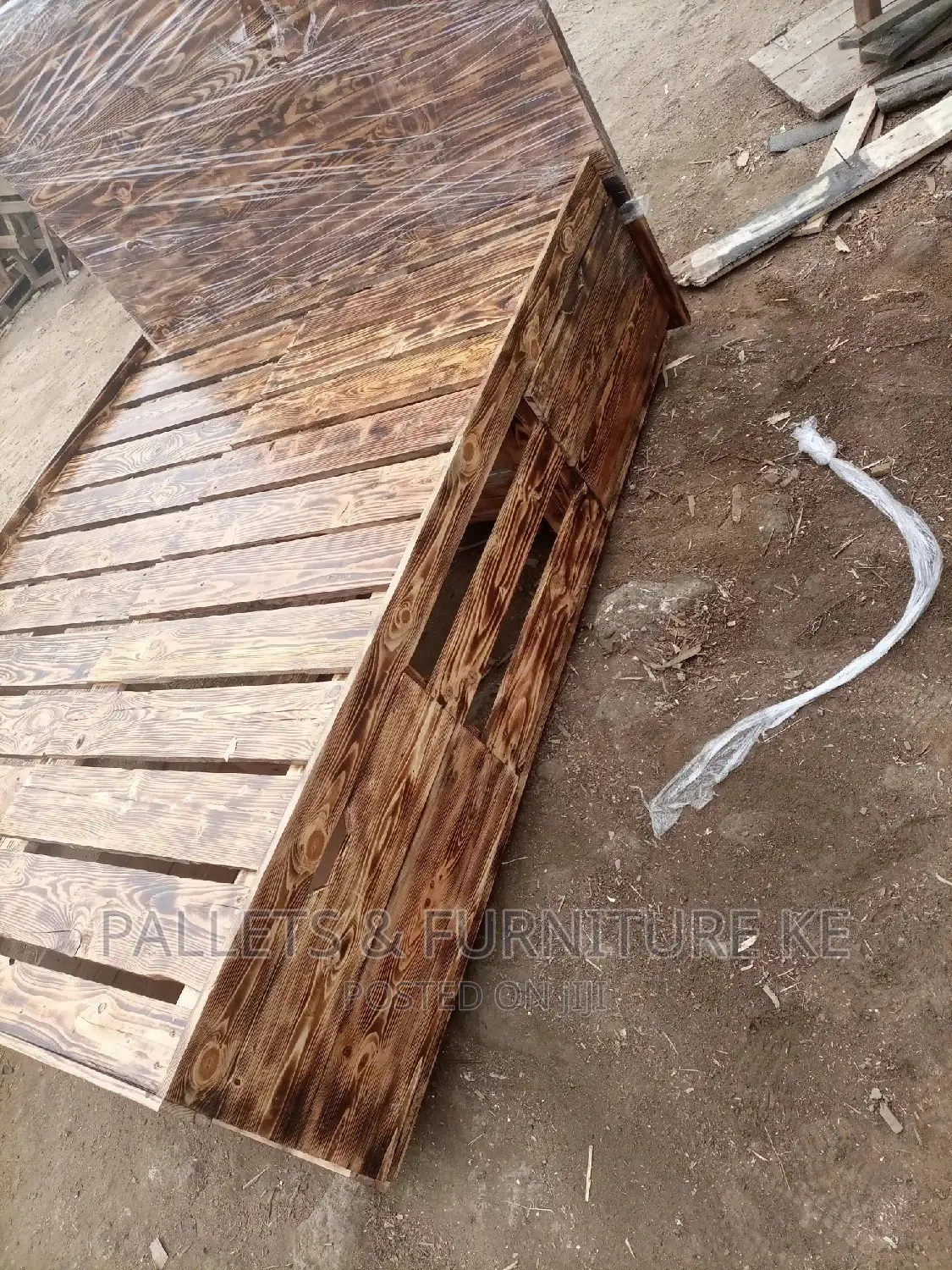 5 by 6 Drawer Pallet Bed