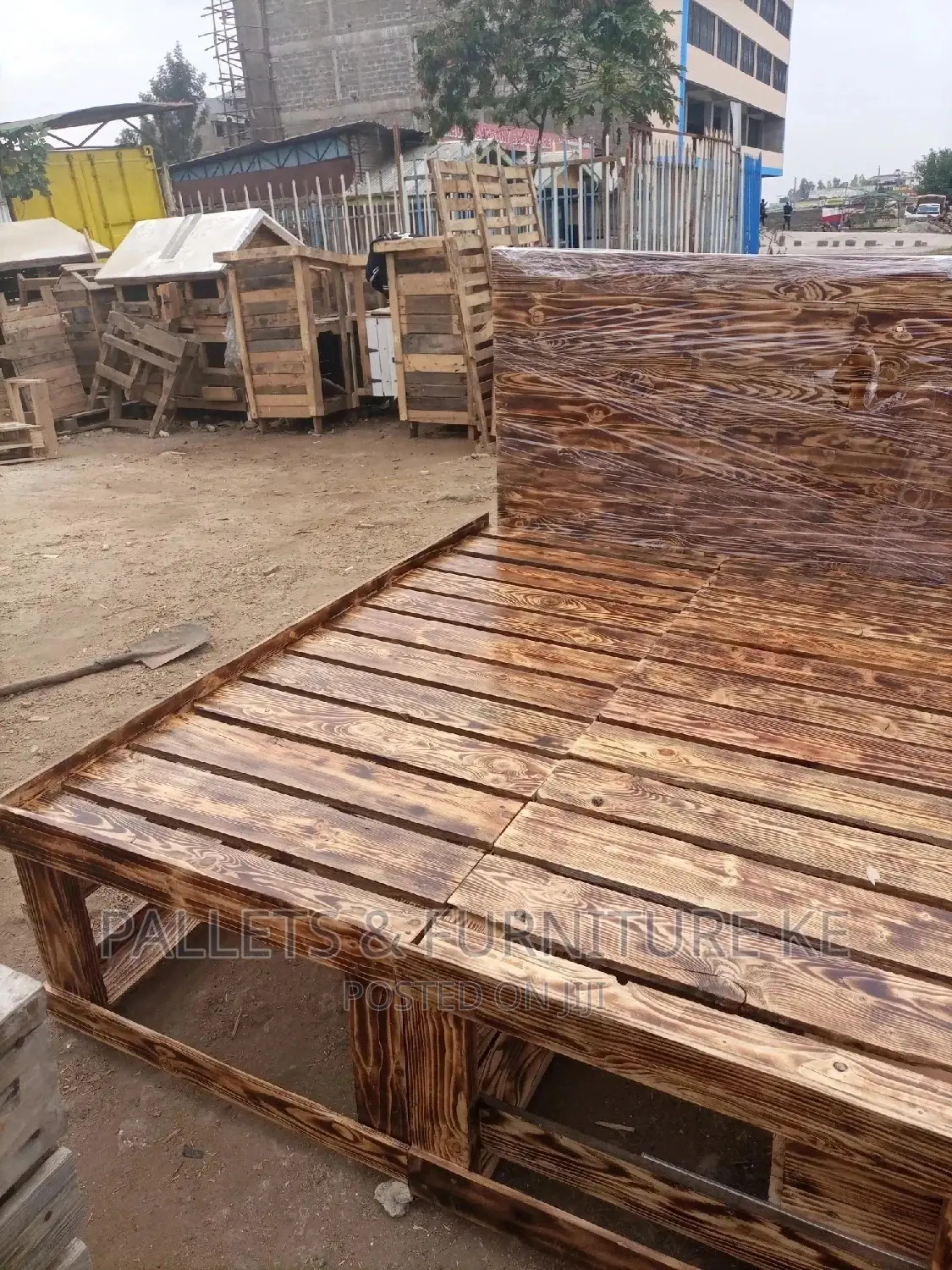 5 by 6 Drawer Pallet Bed