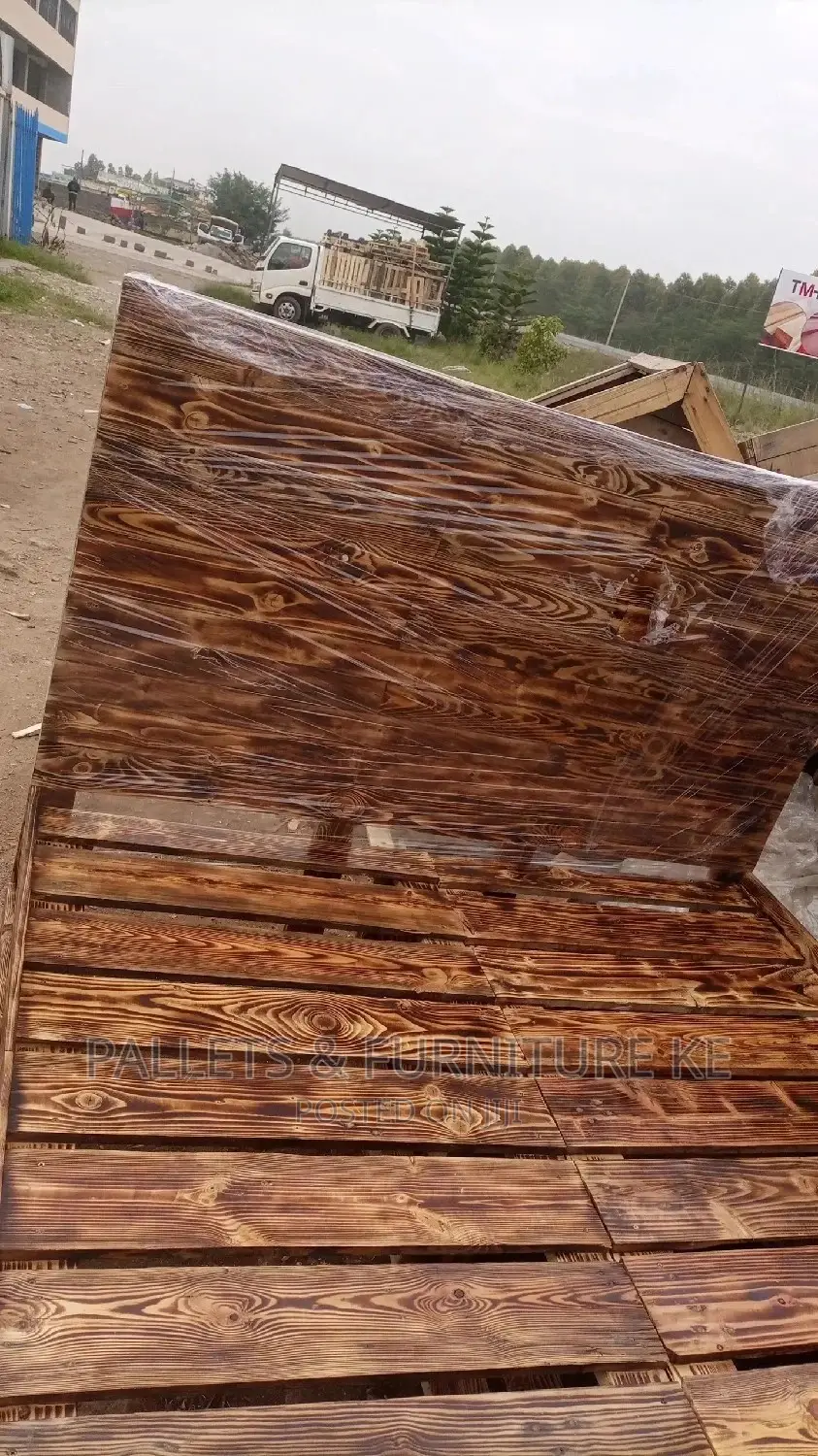 5 by 6 Drawer Pallet Bed
