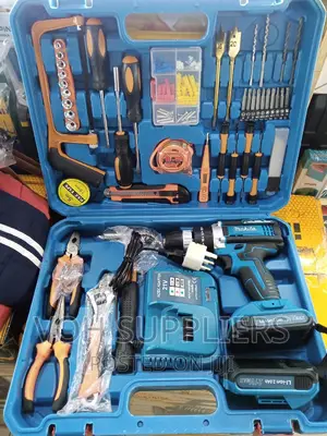 Makita Toolset With Cordless Drill
