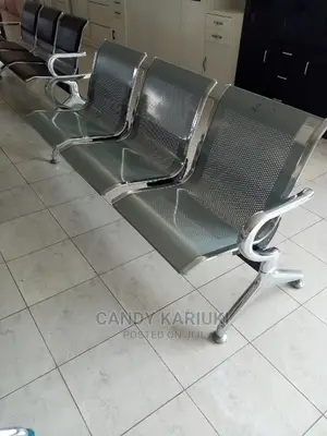Non Padded Waiting Chair