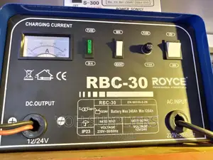 High Performance Battery Charger