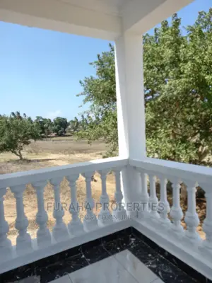 For Sale 4 Bedrooms Massionate Utange