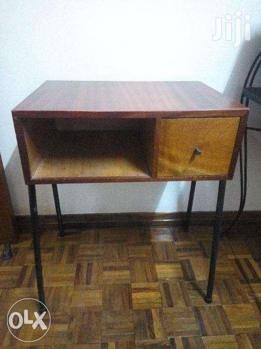 kids study table olx
