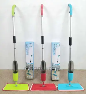 *Spray Mop With One Microfiber Cloth