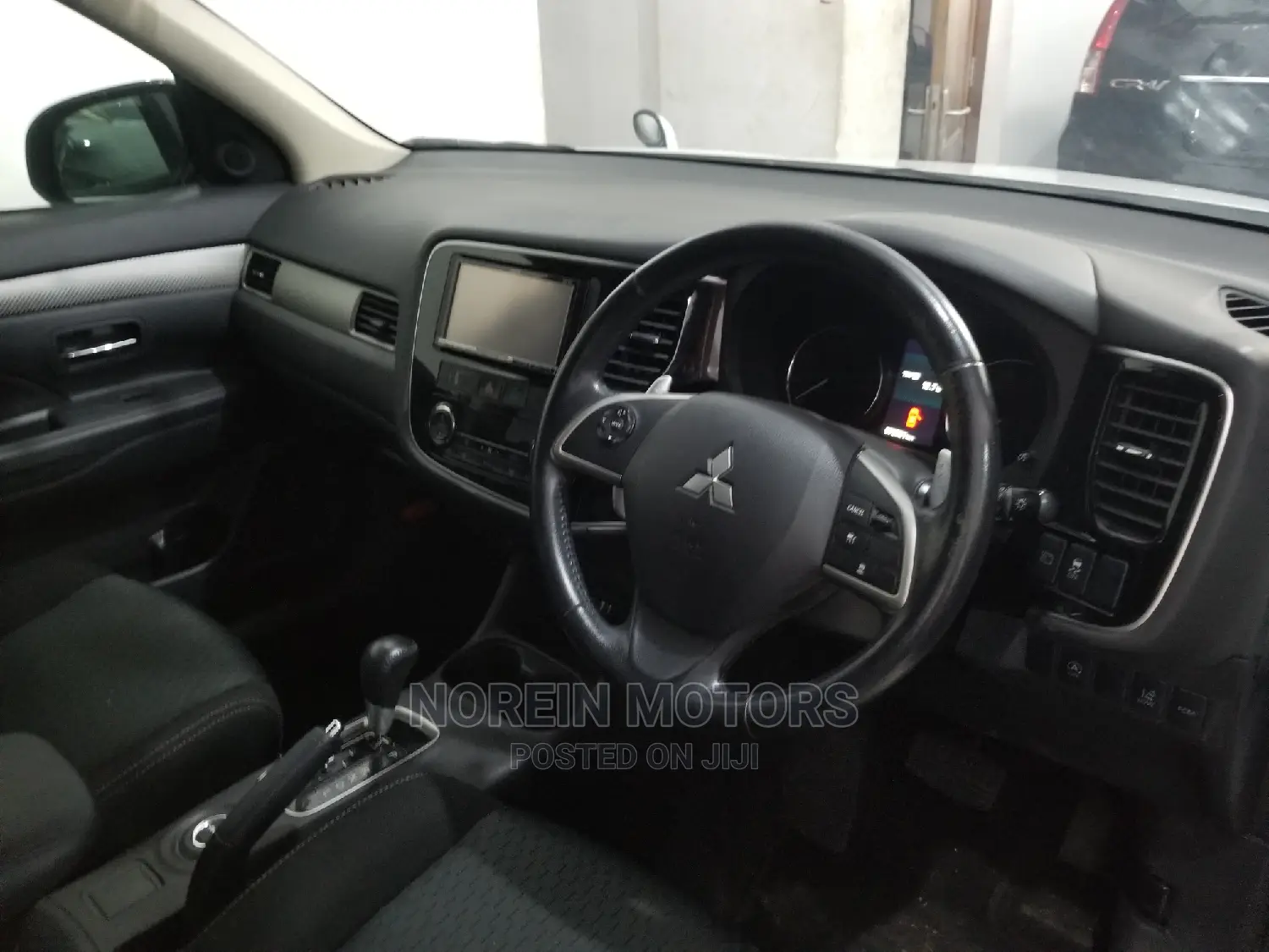 Mitsubishi Outlander 2015 White