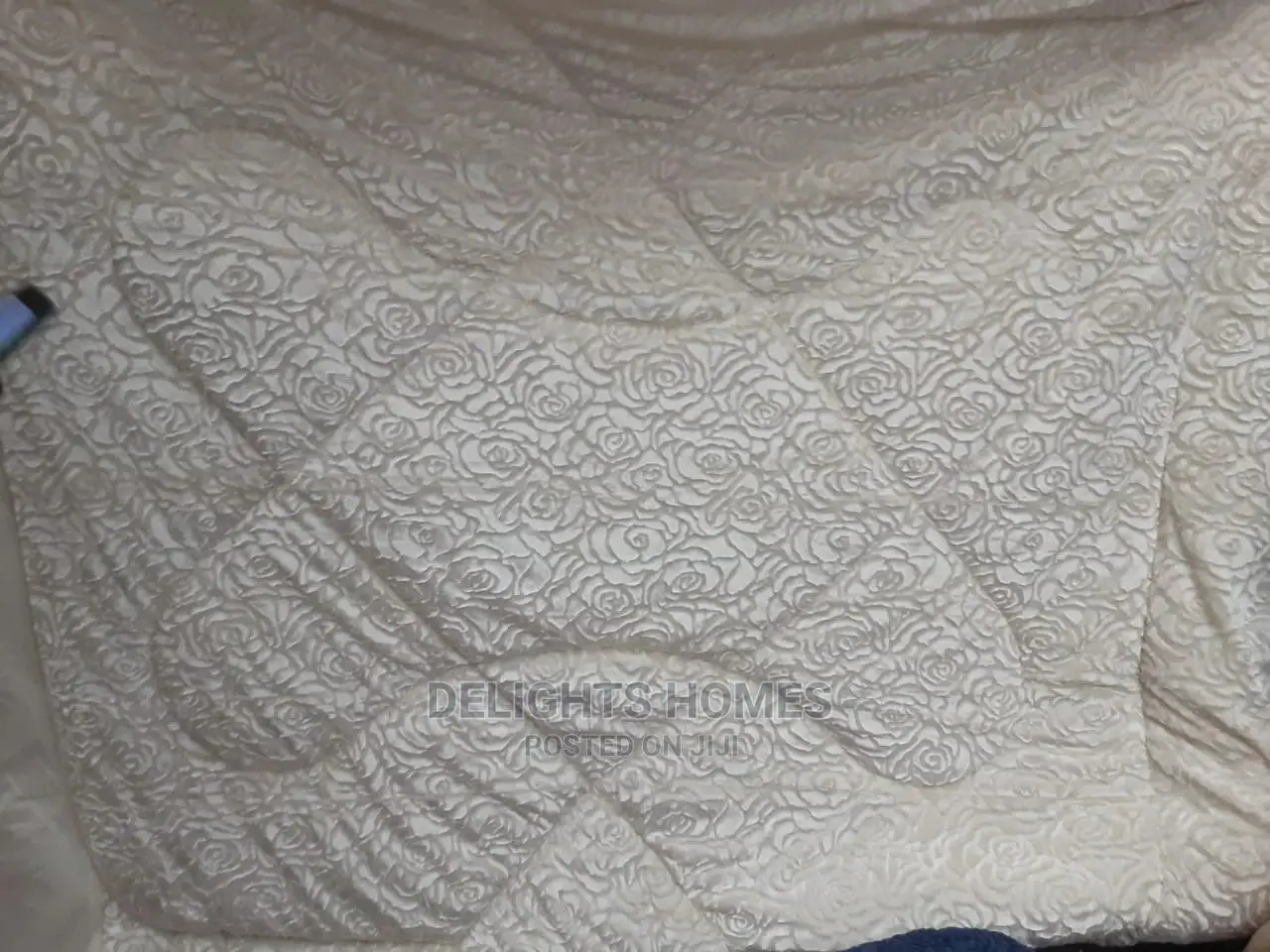 Plain Woolen Duvets 5by6