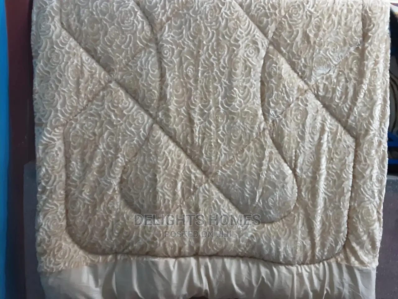 Plain Woolen Duvets 5by6