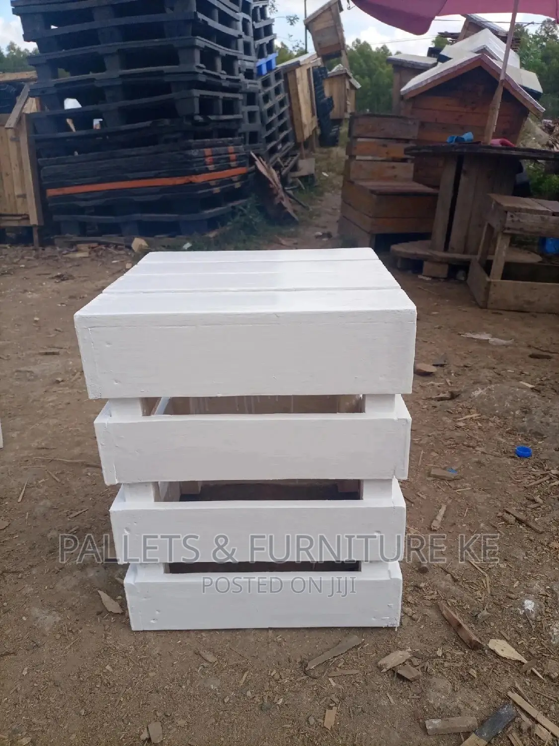 Pallets Stools