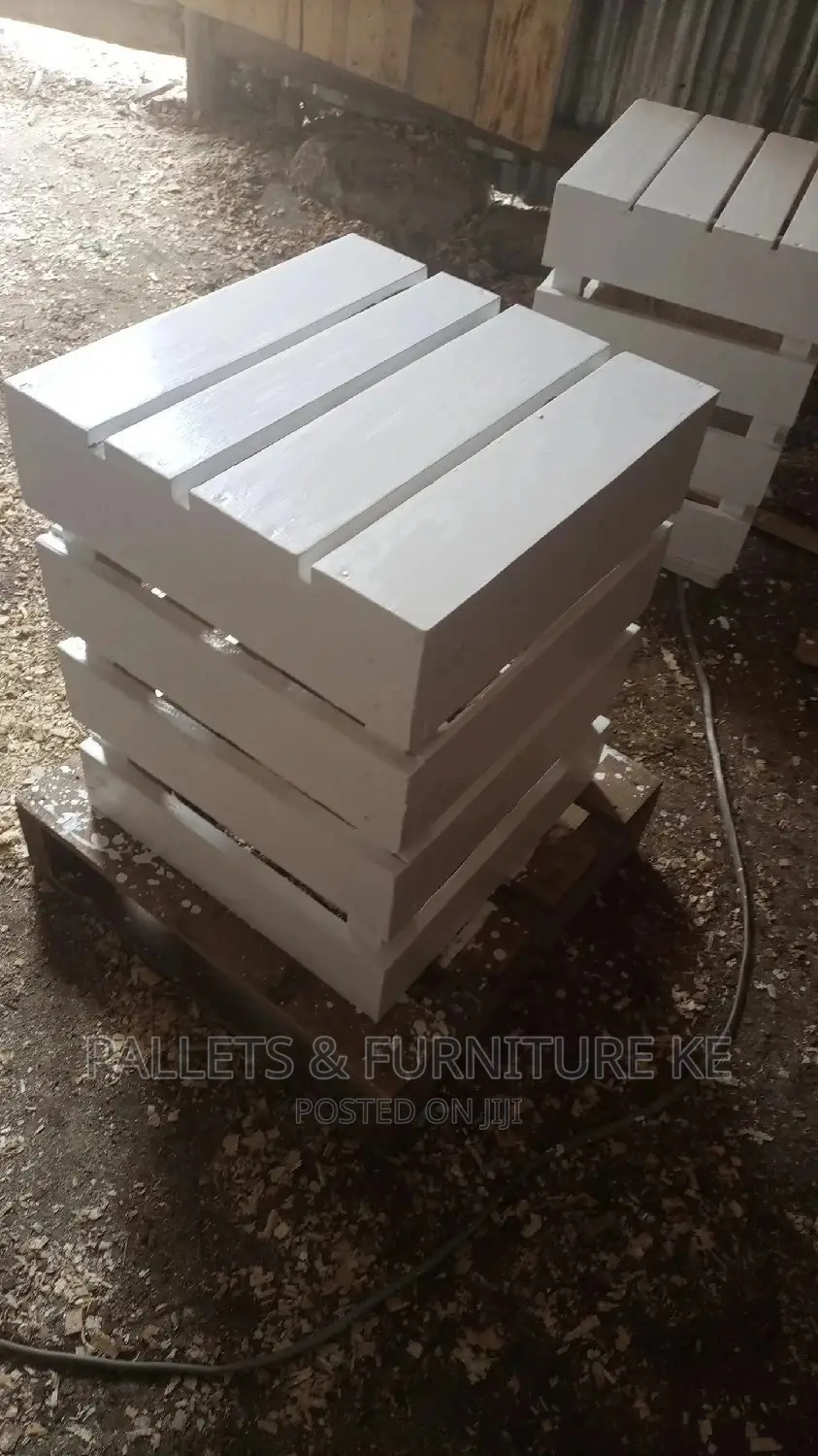Pallets Stools
