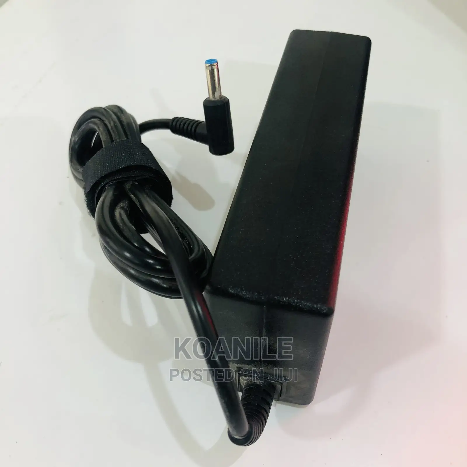 HP Original Ex Uk Blue Pin Adapter