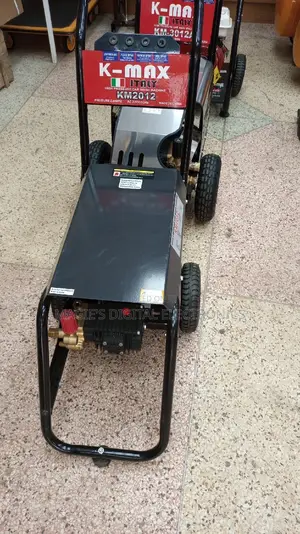 K-Max Pressure Washer (2200psi)