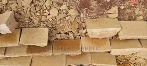 Brown/Yellow Stones