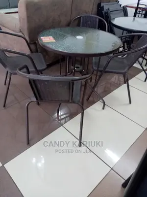 Spacious 4 Seater Outdoor Set