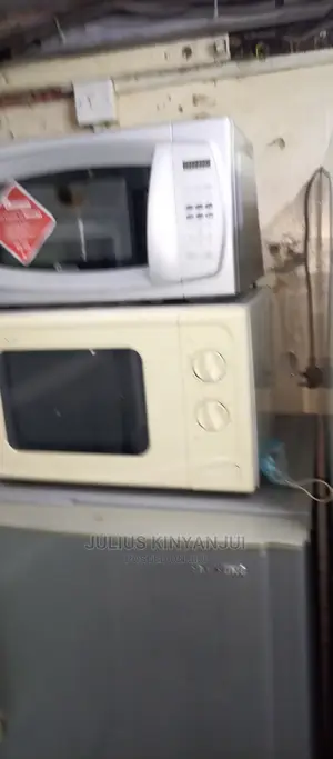 Microwave Oven