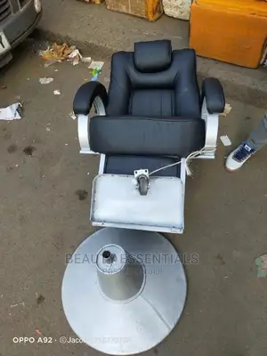 Local Barber Chair Black Silver