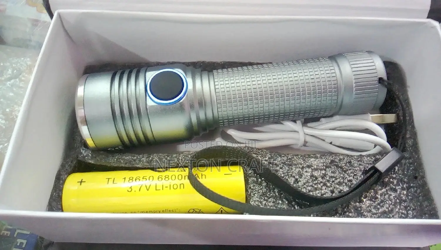 Super Bright LED Rechargeable Flashlight