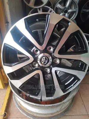 Quality Rims Set Size 20 Inch for Landcruiser V8.
