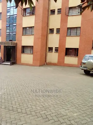 3bdrm Block of Flats in Hurlingham for Rent