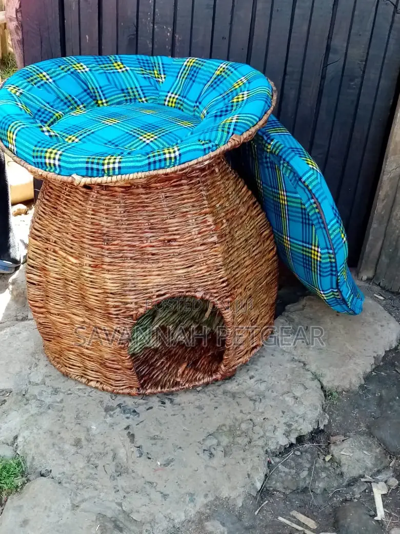 Locally Made Dog Beds - Medium (22" Inches Diameter)