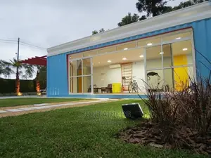 40ft Container Show Room