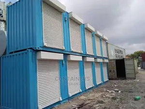 2x40ft Container Stalls Prior to Delivery to Site