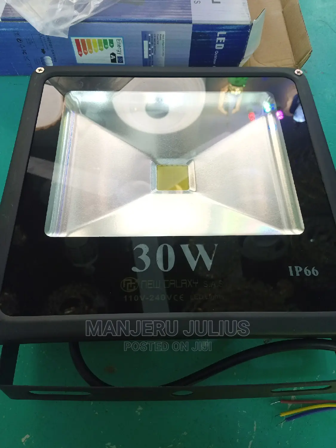 30 Watts Flood Light