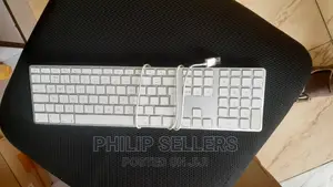 Apple Wired Keyboard With Numeric Keypad