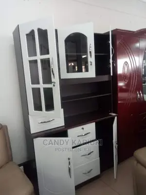 White Kitchen Cabinet