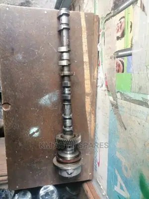 Toyota 2UZ Engine Camshaft.