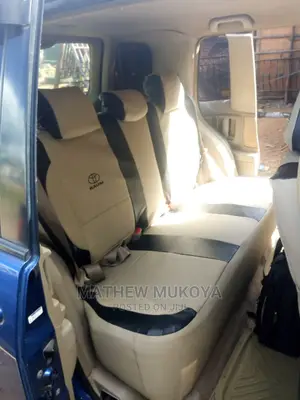 Toyotta Raum Car Seat Covers