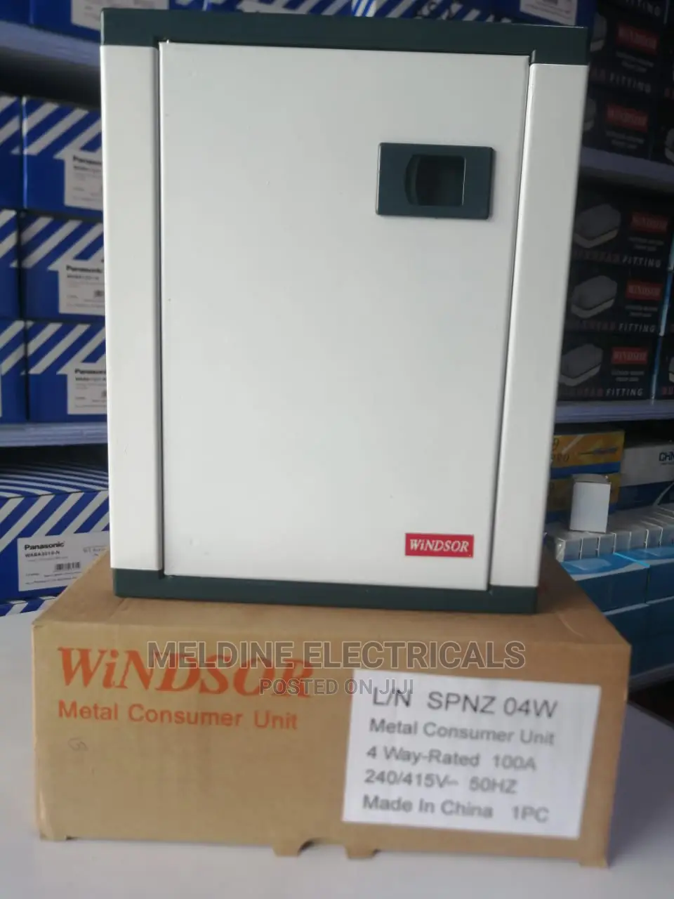 Windsor 4way Consumer Unit