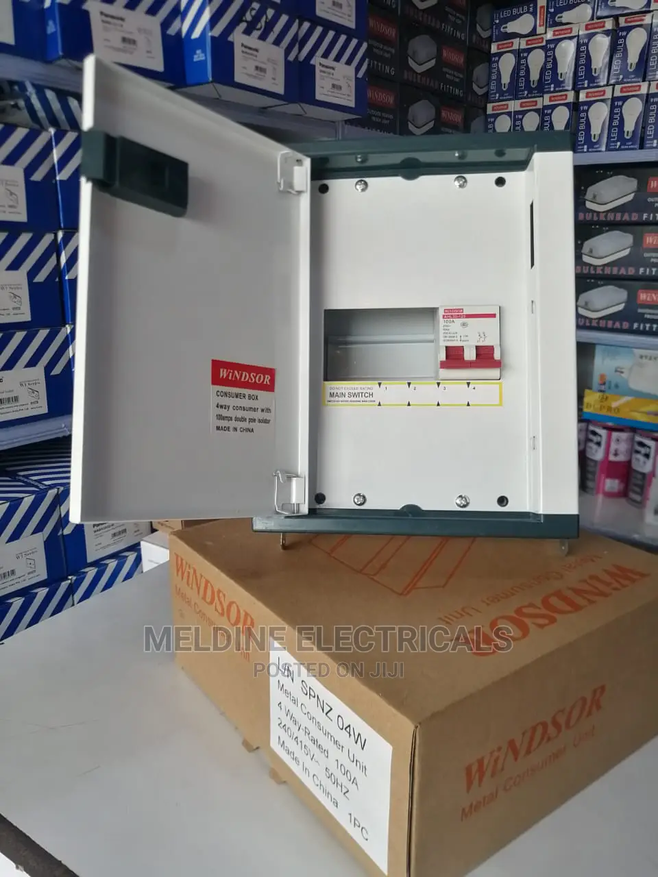 Windsor 4way Consumer Unit