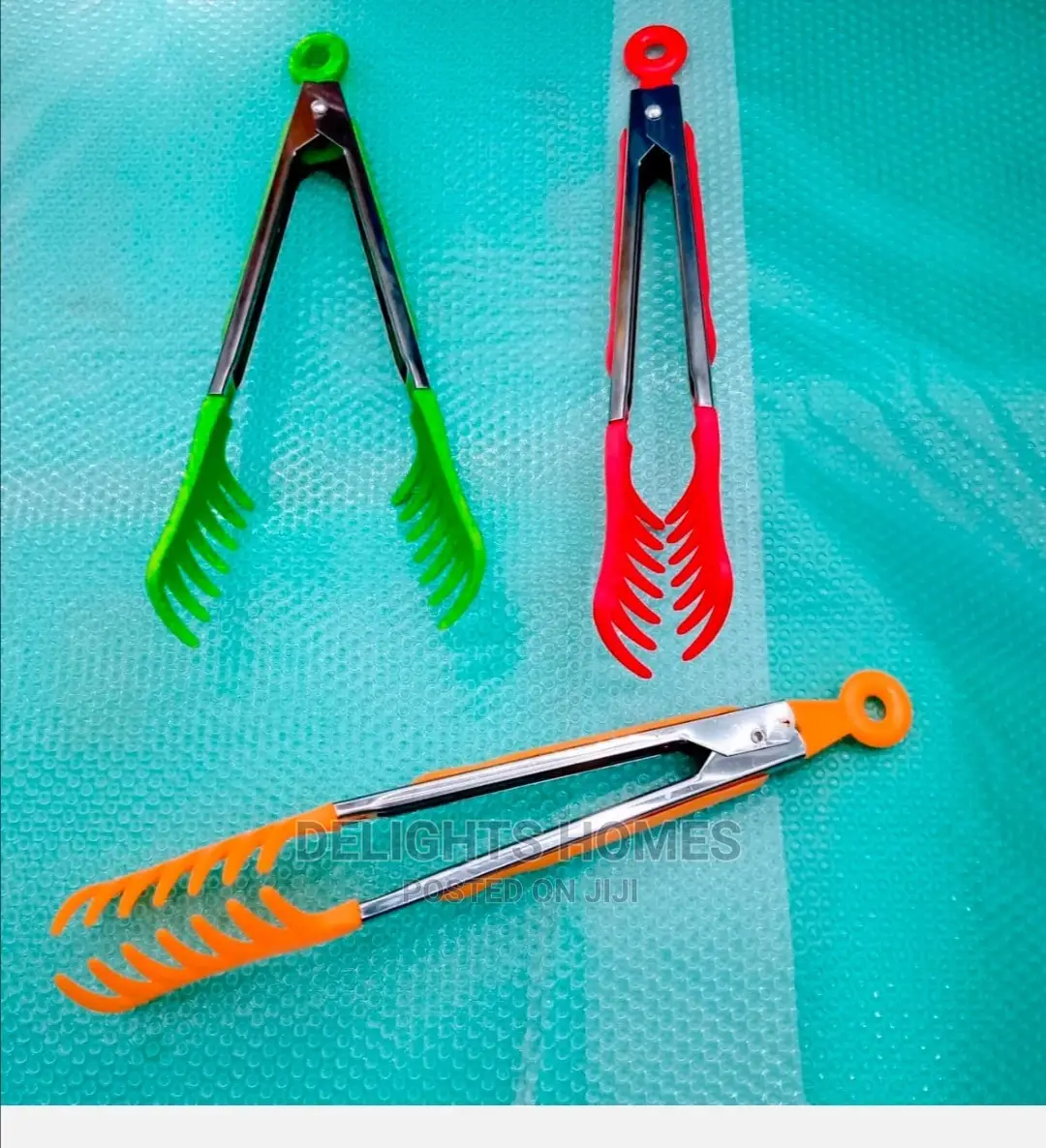 *Non Stick Coloured Tongs